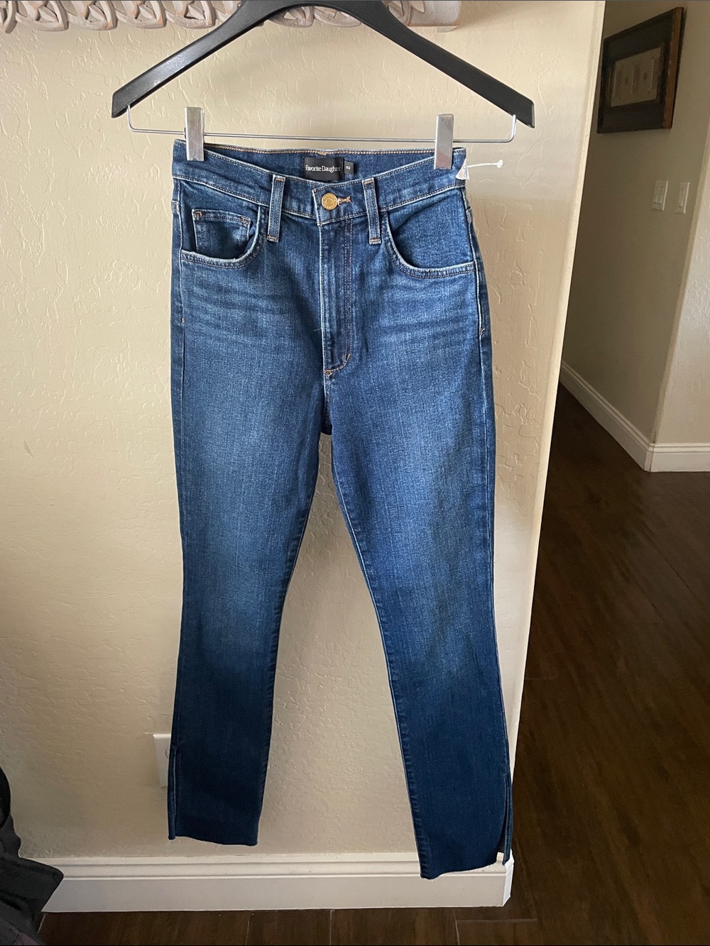 NWT FAVORITE DAUGHTER Valentina Jeans! - Picture 8 of 13